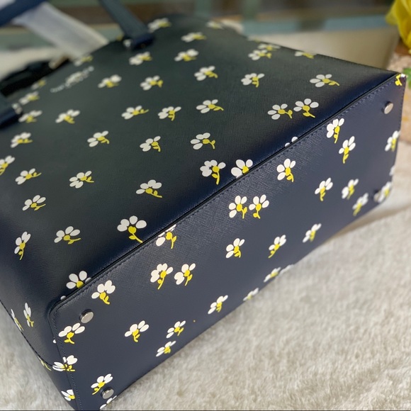 🌺 FLASH SALE FINAL SALE 🌸🌸NEW Ks satchel - Picture 3 of 3